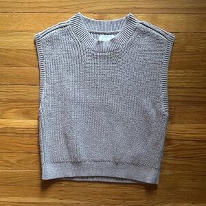 Abercrombie & Fitch Ribbed Knit Sweater in Tan